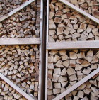 Pavoni Legnami Vendita Legna da Ardere Pellet Tronchetti Pali Traversine Ferroviarie